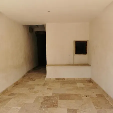 Maison Romana