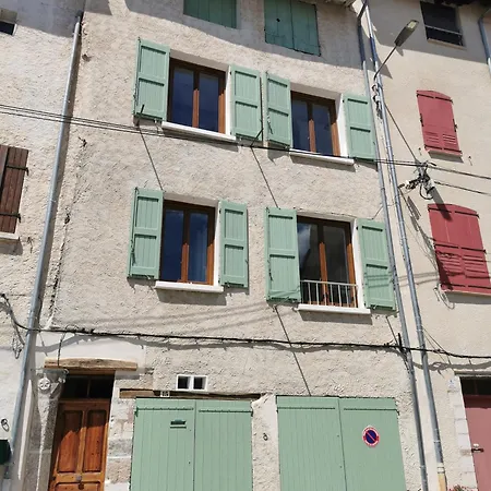 Maison Romana Alojamento de Acomodação e Pequeno-almoço Riez