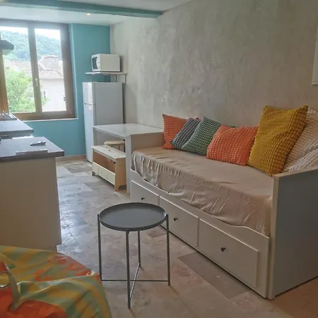 Bed & Breakfast Maison Romana 3*