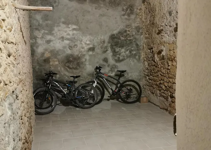 Bed & Breakfast Maison Romana 3*