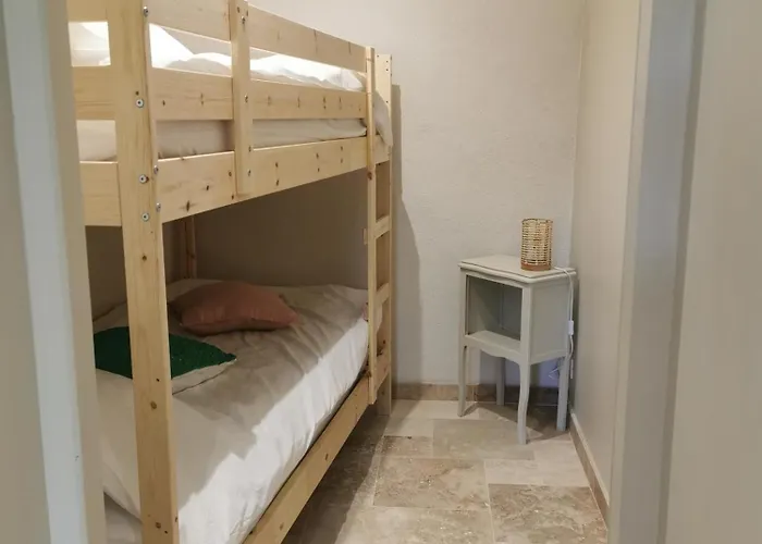 Bed & Breakfast Maison Romana 3*