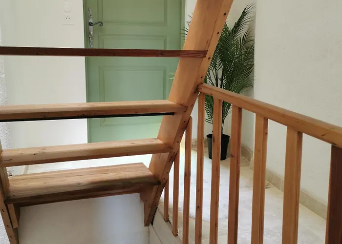 Bed & Breakfast Maison Romana 3*